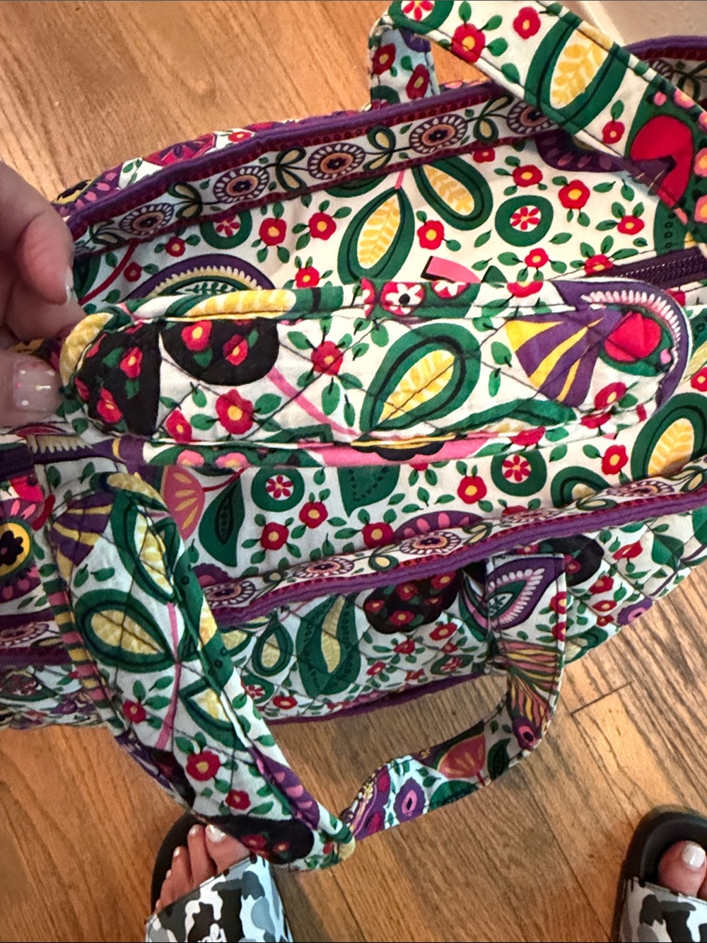 VERA BRADLEY Get Carried Away Extra Large Tote in Viva La Vera Pattern - Picture 11 of 11